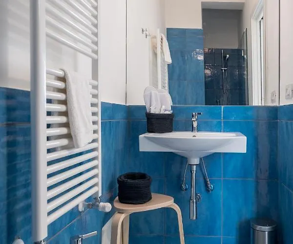 Maree לינה וארוחת בוקר